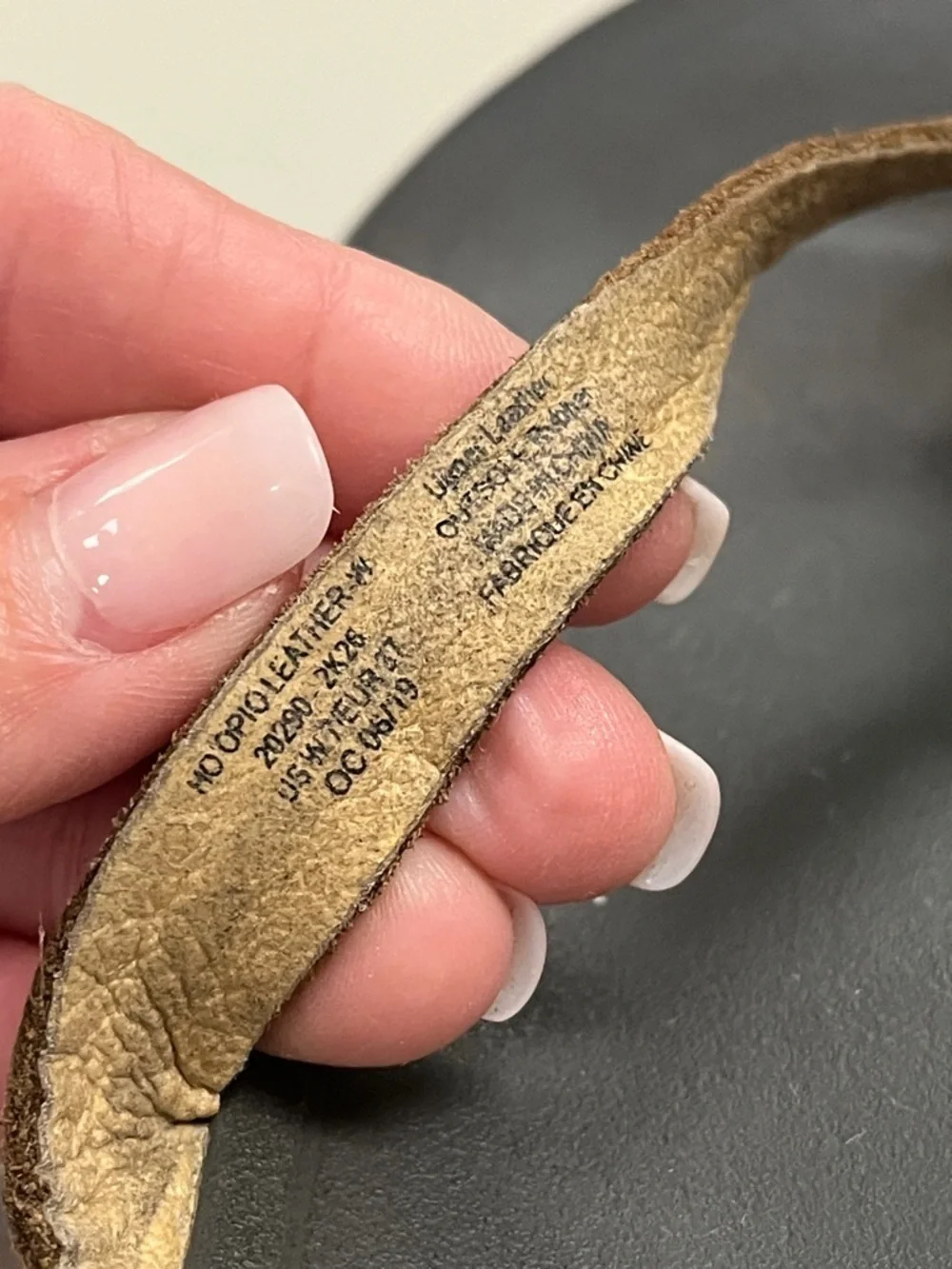 OluKai Metallic Gold Strap Gray Footbed Sandals Size 7